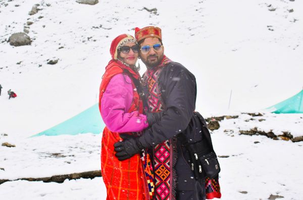 Salil’s First Snowfall Experience: A Heartfelt Manali Review with Thrillophilia